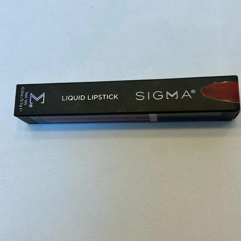 Sigma Beauty Liquid Lipstick – Belladonna  NWT